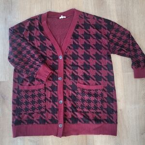 Maurices Maroon and Black Houndstooth Cardigan